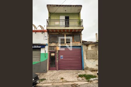 Casa à venda com 60m², 3 quartos e 3 vagasFachada - Plaquinha