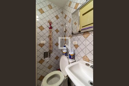 Casa à venda com 60m², 3 quartos e 3 vagasBanheiro da Suíte 1