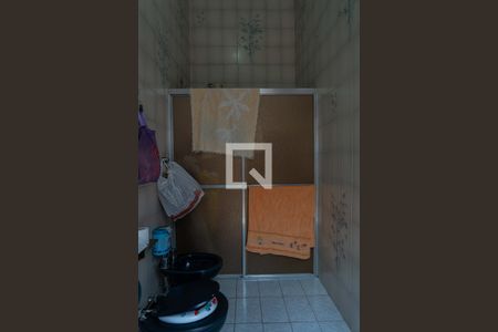 Casa à venda com 200m², 3 quartos e 6 vagasBanheiro