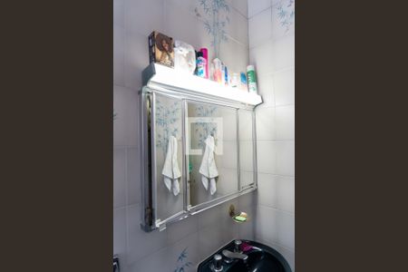 Casa à venda com 200m², 3 quartos e 6 vagasBanheiro