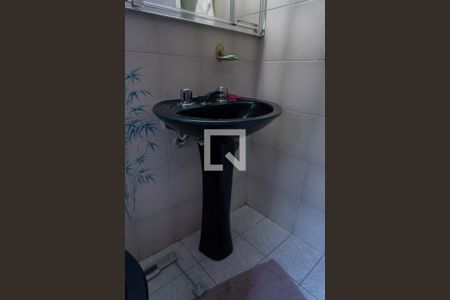 Casa à venda com 200m², 3 quartos e 6 vagasBanheiro