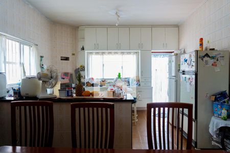 Casa à venda com 200m², 3 quartos e 6 vagasCozinha