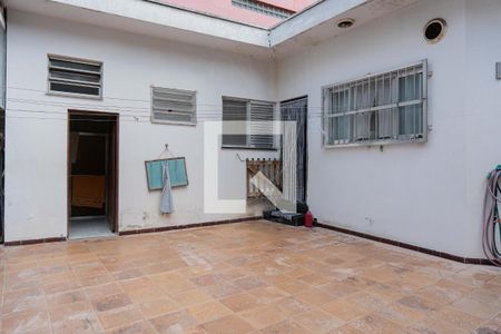 Casa à venda com 200m², 3 quartos e 6 vagasQuintal
