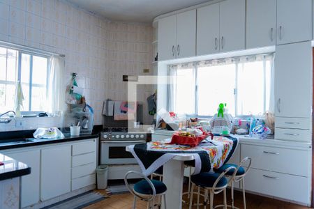 Casa à venda com 200m², 3 quartos e 6 vagasCozinha