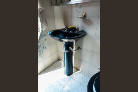 Casa à venda com 200m², 3 quartos e 6 vagasBanheiro