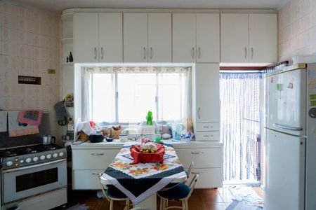 Casa à venda com 200m², 3 quartos e 6 vagasCozinha