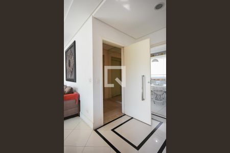 Hall de apartamento à venda com 3 quartos, 162m² em Vila Suzana, São Paulo