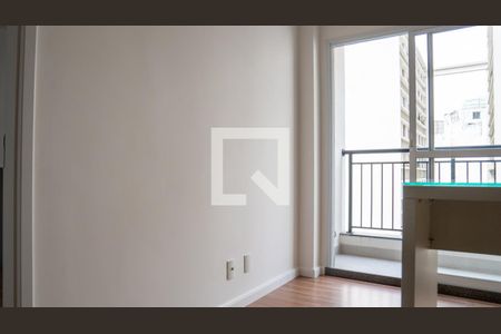 Apartamento para alugar com 28m², 1 quarto e sem vaga Apartamento para alugar com 28m², 1 quarto e sem vagaSala