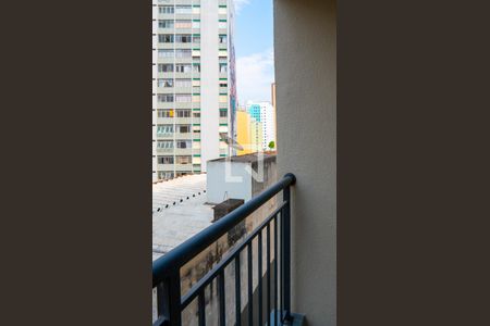 Apartamento para alugar com 28m², 1 quarto e sem vaga Apartamento para alugar com 28m², 1 quarto e sem vagaVaranda