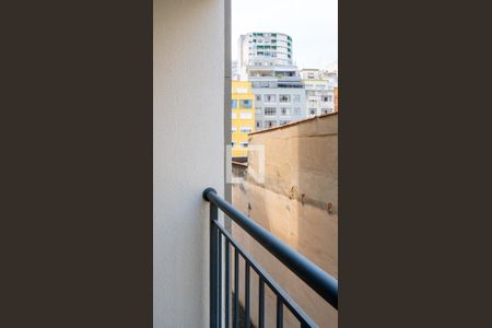 Apartamento para alugar com 28m², 1 quarto e sem vaga Apartamento para alugar com 28m², 1 quarto e sem vagaVaranda