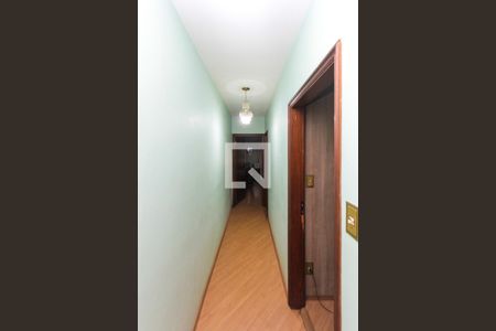 Corredor de casa à venda com 3 quartos, 142m² em Jardim Vila Formosa, São Paulo