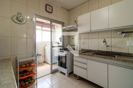 Apartamento à venda com 68m², 2 quartos e 1 vagaCozinha