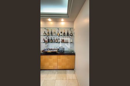 Apartamento à venda com 250m², 4 quartos e 2 vagas Apartamento à venda com 250m², 4 quartos e 2 vagasSala - Sala de Estar