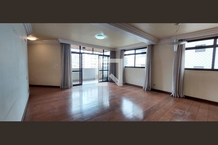 Sala 1 de apartamento para alugar com 4 quartos, 250m² em Vila Bastos, Santo André