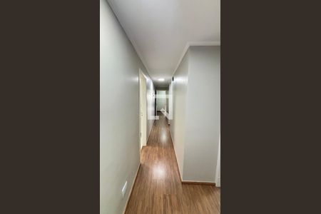 Apartamento à venda com 250m², 4 quartos e 2 vagas Apartamento à venda com 250m², 4 quartos e 2 vagasCorredor