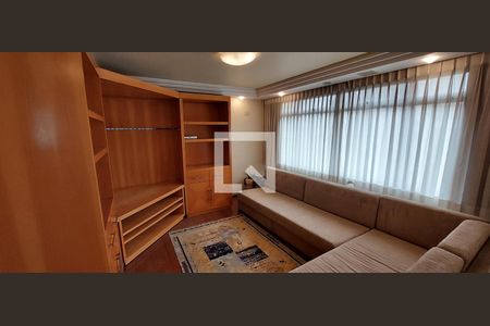 Sala 2 televisão de apartamento para alugar com 4 quartos, 250m² em Vila Bastos, Santo André