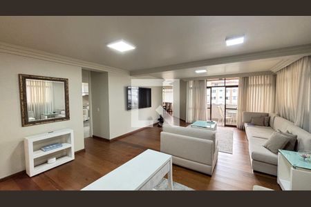 Sala - Sala de Estar de apartamento à venda com 4 quartos, 250m² em Vila Bastos, Santo André