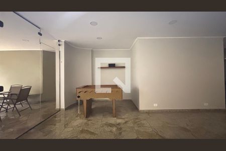 Apartamento à venda com 250m², 4 quartos e 2 vagas Apartamento à venda com 250m², 4 quartos e 2 vagasÁrea Comum - Salão de jogos