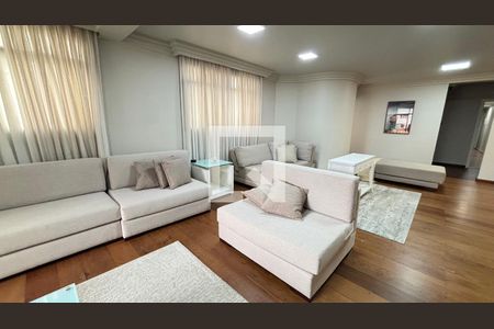 Sala - Sala de Estar de apartamento à venda com 4 quartos, 250m² em Vila Bastos, Santo André