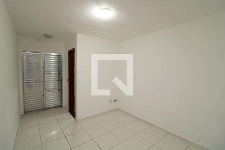 Casa para alugar com 100m², 3 quartos e 2 vagasSuite