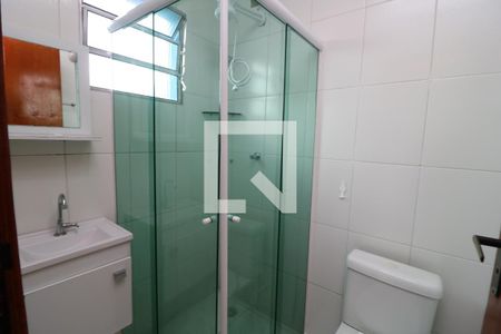 Casa para alugar com 100m², 3 quartos e 2 vagasBanheiro da Suíte