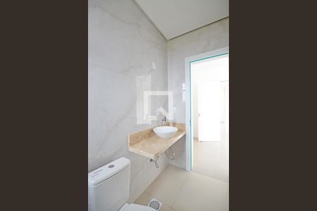 Casa de condomínio à venda com 153m², 3 quartos e 2 vagasBanheiro da Suíte