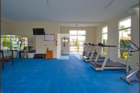 Casa de condomínio à venda com 153m², 3 quartos e 2 vagasAcademia