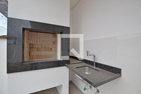 Casa de condomínio à venda com 153m², 3 quartos e 2 vagasPátio Gourmet