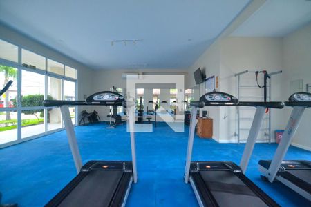 Casa de condomínio à venda com 153m², 3 quartos e 2 vagasAcademia