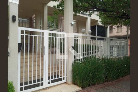 Apartamento para alugar com 53m², 2 quartos e 1 vagaFachada e portaria