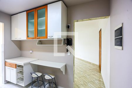 Apartamento para alugar com 63m², 2 quartos e 2 vagasCozinha