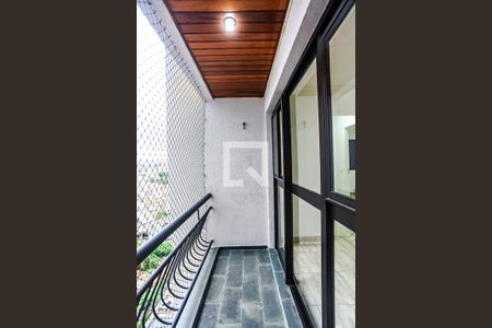Varanda de apartamento para alugar com 2 quartos, 63m² em Jardim Henriqueta, Taboão da Serra
