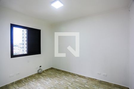Quarto 1 de apartamento para alugar com 2 quartos, 63m² em Jardim Henriqueta, Taboão da Serra