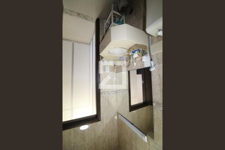 Casa de condomínio à venda com 110m², 3 quartos e 2 vagasBanheiro da Suíte 1