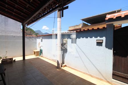 Casa de condomínio à venda com 110m², 3 quartos e 2 vagasÁrea externa