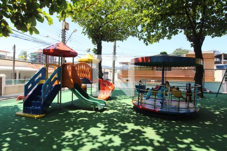 Casa de condomínio à venda com 110m², 3 quartos e 2 vagasÁrea externa