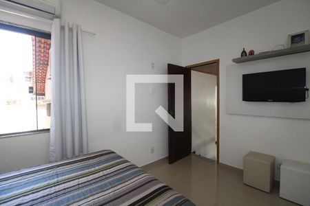 Casa de condomínio à venda com 110m², 3 quartos e 2 vagasSuíte 1