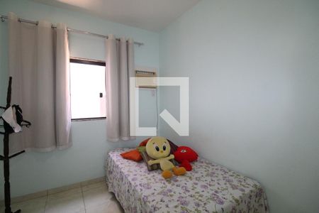 Casa de condomínio à venda com 110m², 3 quartos e 2 vagasQuarto 2