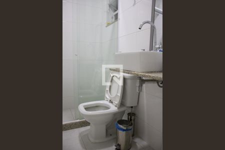 Banheiro de kitnet/studio à venda com 1 quarto, 30m² em Catete, Rio de Janeiro
