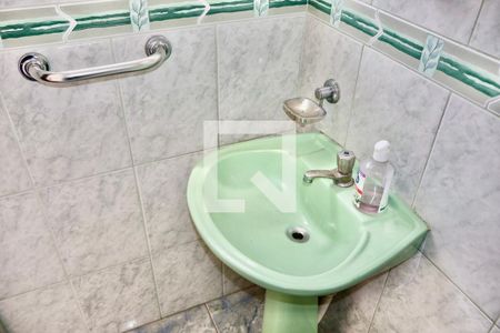 Banheiro de casa para alugar com 3 quartos, 120m² em Baeta Neves, São Bernardo do Campo