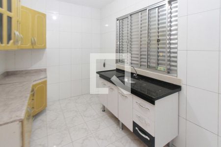 Cozinha de casa para alugar com 1 quarto, 56m² em Jardim Tietê, São Paulo