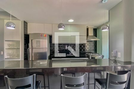 Cozinha de apartamento à venda com 3 quartos, 100m² em Vila da Serra, Nova Lima