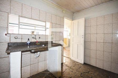 Casa para alugar com 100m², 3 quartos e 2 vagasCozinha