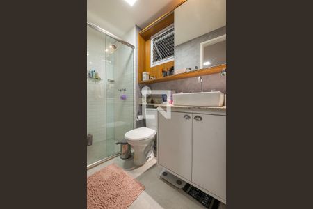 Apartamento para alugar com 55m², 2 quartos e 1 vagaSuíte - Banheiro