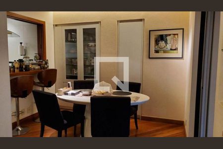 Apartamento à venda com 2 quartos, 209m² em Jardim Morumbi, São Paulo