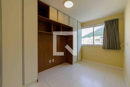 Suíte de apartamento para alugar com 2 quartos, 70m² em Recreio dos Bandeirantes, Rio de Janeiro