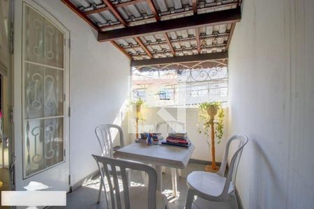 Casa à venda com 3 quartos, 120m² em Cerâmica, São Caetano do Sul