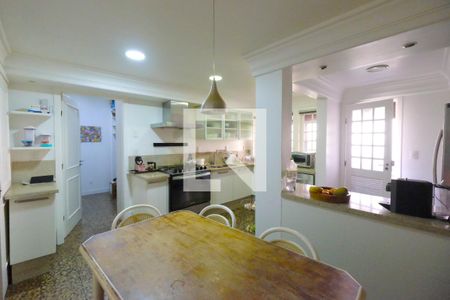 Apartamento à venda com 400m², 4 quartos e 3 vagasCozinha