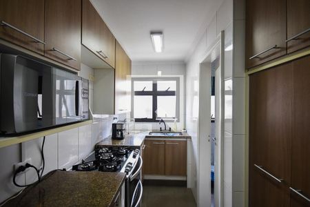 Apartamento à venda com 83m², 3 quartos e 2 vagasCozinha