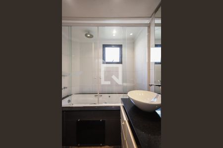 Apartamento à venda com 83m², 3 quartos e 2 vagasBanheiro